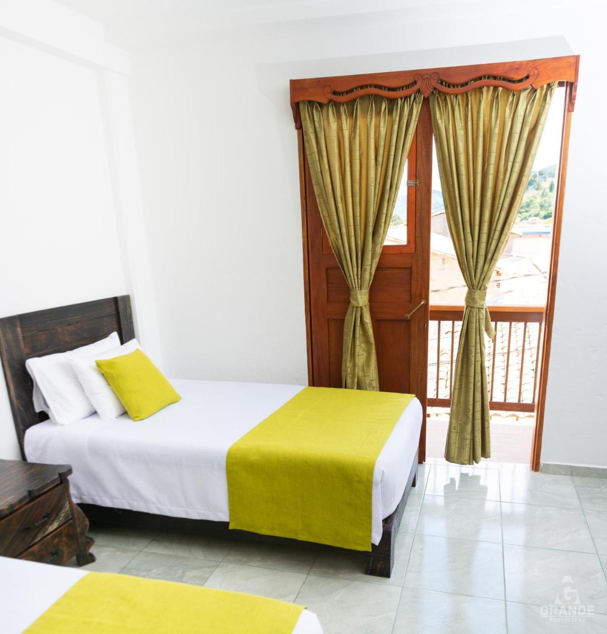 Madre Laura Jericó Hotel